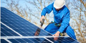 Installation Maintenance Panneaux Solaires Photovoltaïques à Fraroz